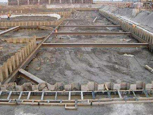 福焱建筑設(shè)備租賃鋼板樁施工,福焱建筑設(shè)備租賃靜壓樁機(jī),湖南福焱機(jī)械設(shè)備有限公司
